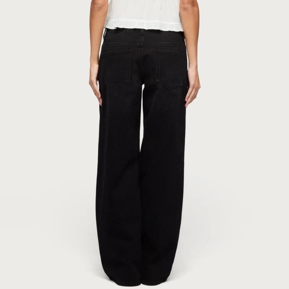 EDIKTED Raelynn Washed Low Rise Baggy Black Jeans - Picture 5 of 6